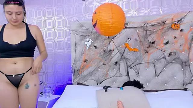 Unleash your urge for fetish cams livestreamers with our pick of steaming hot models, versed in the art of seduction and indulgence.