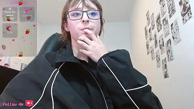 Unleash your urge for fetish cams livestreamers with our pick of steaming hot models, versed in the art of seduction and indulgence.