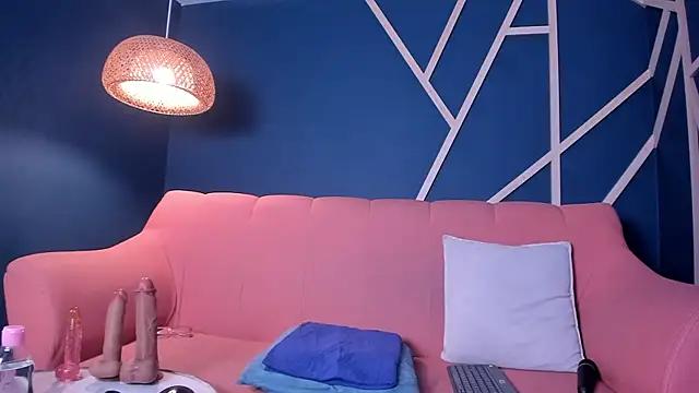 Unleash your urge for fetish cams livestreamers with our pick of steaming hot models, versed in the art of seduction and indulgence.