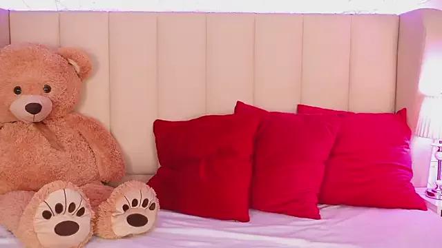 Unleash your urge for fetish cams livestreamers with our pick of steaming hot models, versed in the art of seduction and indulgence.
