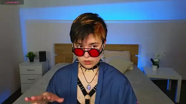 CharlieeAdams from StripChat is Freechat