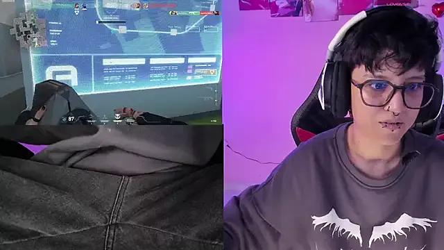 Unleash your urge for fetish cams livestreamers with our pick of steaming hot models, versed in the art of seduction and indulgence.