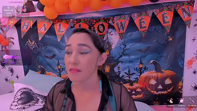 Unleash your urge for fetish cams livestreamers with our pick of steaming hot models, versed in the art of seduction and indulgence.