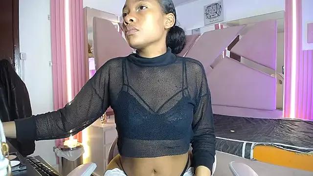 Unleash your urge for fetish cams livestreamers with our pick of steaming hot models, versed in the art of seduction and indulgence.