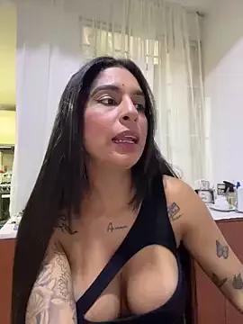 Unleash your urge for fetish cams livestreamers with our pick of steaming hot models, versed in the art of seduction and indulgence.