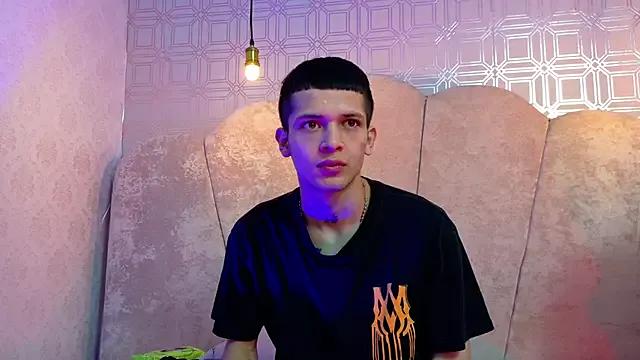 Unleash your urge for fetish cams livestreamers with our pick of steaming hot models, versed in the art of seduction and indulgence.