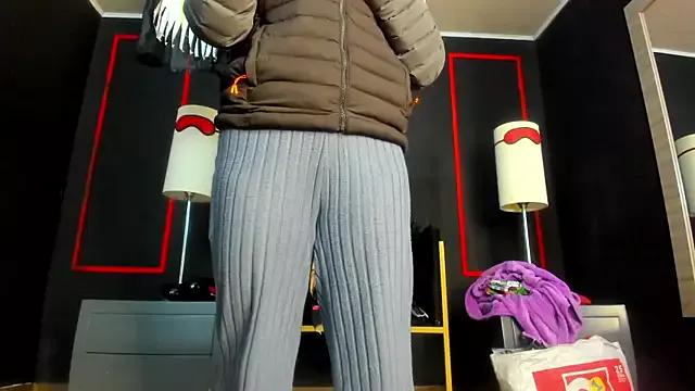 Unleash your urge for fetish cams livestreamers with our pick of steaming hot models, versed in the art of seduction and indulgence.