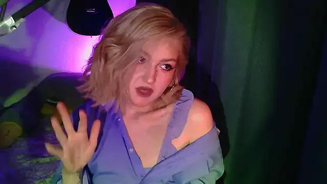 Charming_Nicolette from StripChat is Freechat