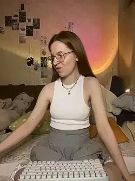 chereshenka from StripChat is Freechat