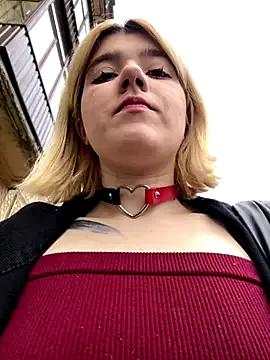 Unleash your urge for fetish cams livestreamers with our pick of steaming hot models, versed in the art of seduction and indulgence.