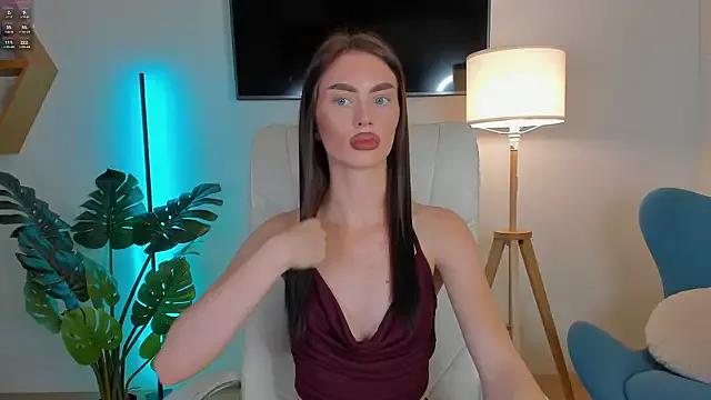 Unleash your urge for fetish cams livestreamers with our pick of steaming hot models, versed in the art of seduction and indulgence.