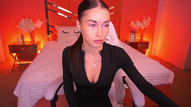 Unleash your urge for fetish cams livestreamers with our pick of steaming hot models, versed in the art of seduction and indulgence.