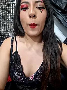 Unleash your urge for fetish cams livestreamers with our pick of steaming hot models, versed in the art of seduction and indulgence.