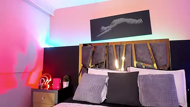 Unleash your urge for fetish cams livestreamers with our pick of steaming hot models, versed in the art of seduction and indulgence.