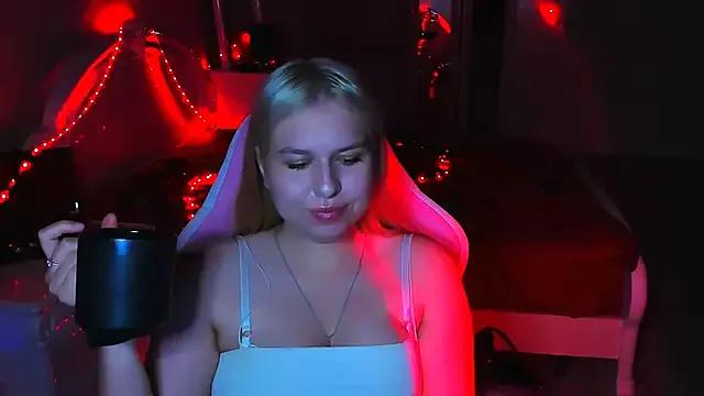 ChloeRicc from StripChat is Freechat