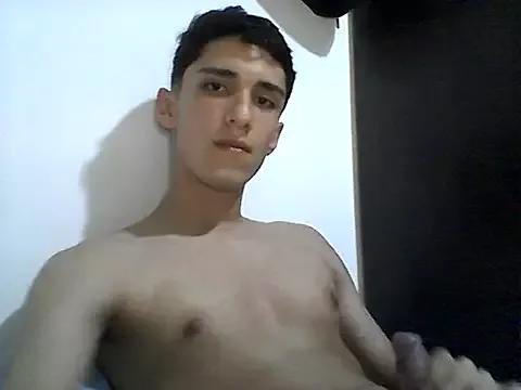 ChrisEvert from StripChat is Freechat