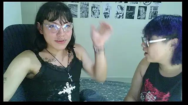 Unleash your urge for fetish cams livestreamers with our pick of steaming hot models, versed in the art of seduction and indulgence.