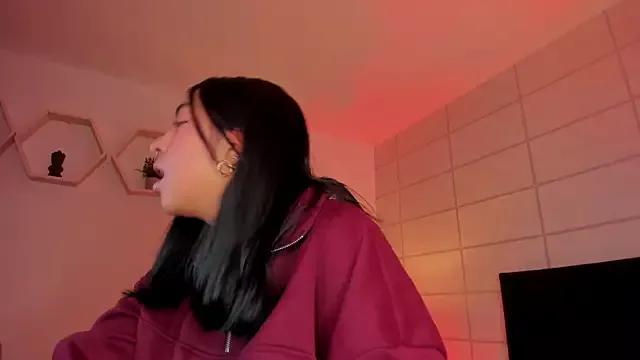 Unleash your urge for fetish cams livestreamers with our pick of steaming hot models, versed in the art of seduction and indulgence.