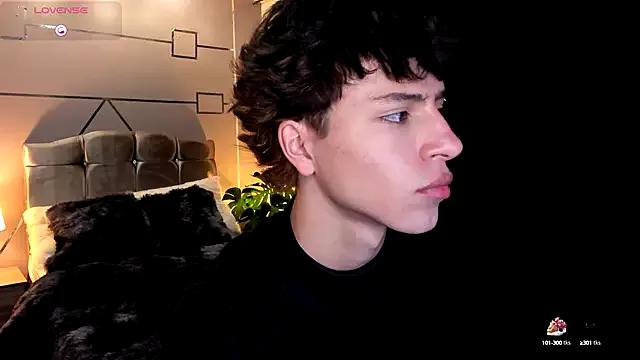 Christopher_77 from StripChat is Freechat