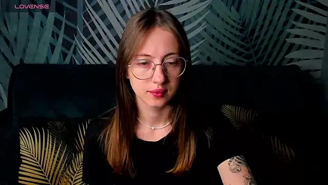 ChristyCrayme from StripChat is Freechat