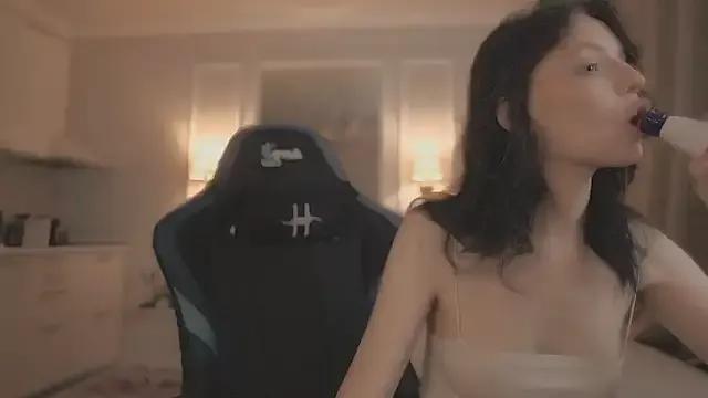 Unleash your urge for fetish cams livestreamers with our pick of steaming hot models, versed in the art of seduction and indulgence.
