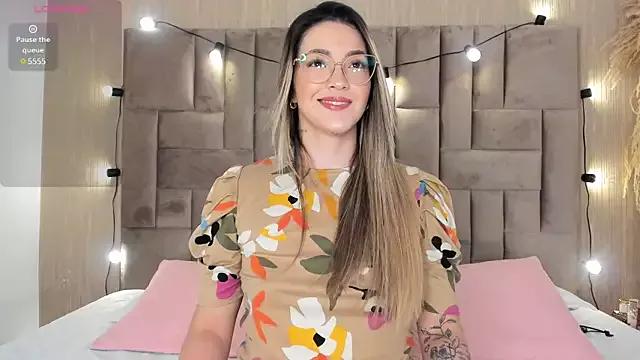 Unleash your urge for fetish cams livestreamers with our pick of steaming hot models, versed in the art of seduction and indulgence.