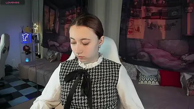ClaraParks from StripChat is Freechat
