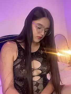 ClaraWesst from StripChat is Freechat