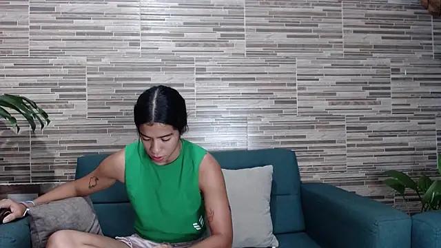 Unleash your urge for fetish cams livestreamers with our pick of steaming hot models, versed in the art of seduction and indulgence.