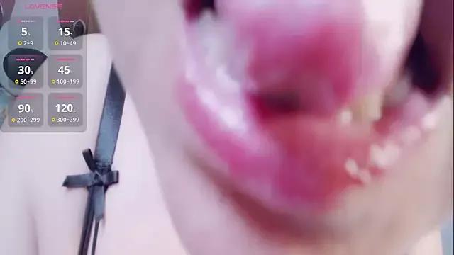 Unleash your urge for fetish cams livestreamers with our pick of steaming hot models, versed in the art of seduction and indulgence.