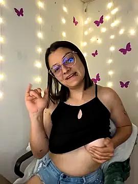 Coralinne__ webcams show profile image 