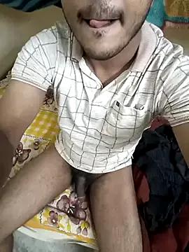 couplesexxyyy from StripChat is Freechat