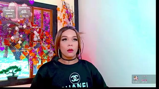 Cristal_Villael from StripChat is Freechat