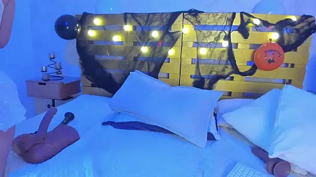 Unleash your urge for fetish cams livestreamers with our pick of steaming hot models, versed in the art of seduction and indulgence.