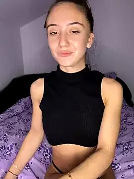 CristinaSww from StripChat is Freechat