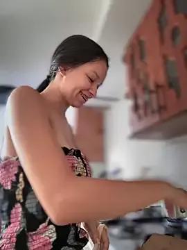 Crystal_Seduction from StripChat is Freechat