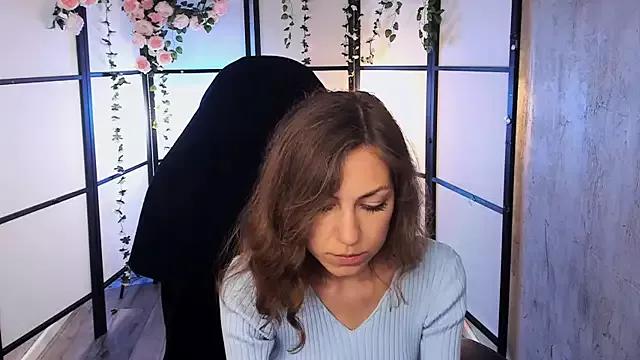 Unleash your urge for fetish cams livestreamers with our pick of steaming hot models, versed in the art of seduction and indulgence.