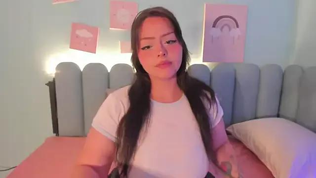 Unleash your urge for fetish cams livestreamers with our pick of steaming hot models, versed in the art of seduction and indulgence.