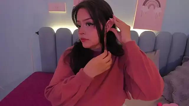 Unleash your urge for fetish cams livestreamers with our pick of steaming hot models, versed in the art of seduction and indulgence.