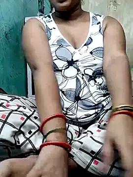 Cute-Aanya from StripChat is Freechat