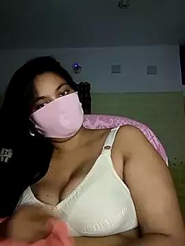 Cute-Faria from StripChat is Freechat