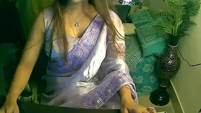 Cute-Tara from StripChat is Freechat