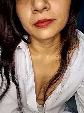 Cute-Zarina from StripChat is Freechat