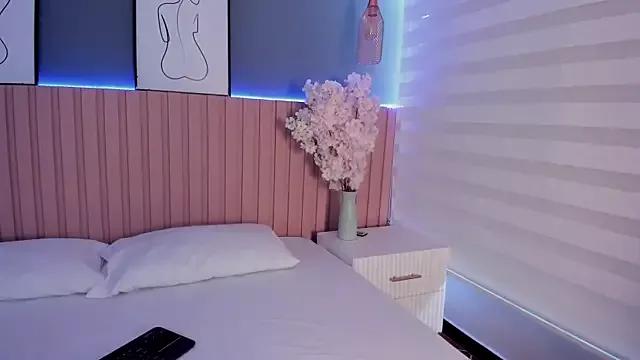 Cute_kitten__ from StripChat is Freechat