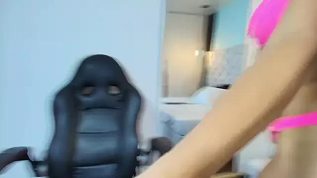 Unleash your urge for fetish cams livestreamers with our pick of steaming hot models, versed in the art of seduction and indulgence.