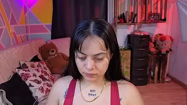 Unleash your urge for fetish cams livestreamers with our pick of steaming hot models, versed in the art of seduction and indulgence.