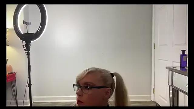 daddysprincess731 from StripChat is Freechat