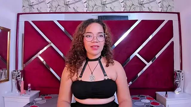 Dafne_Fire from StripChat is Freechat