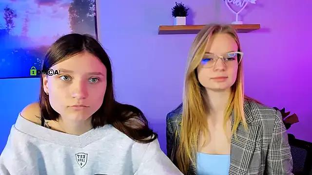 Unleash your urge for fetish cams livestreamers with our pick of steaming hot models, versed in the art of seduction and indulgence.