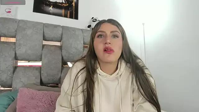 Unleash your urge for fetish cams livestreamers with our pick of steaming hot models, versed in the art of seduction and indulgence.